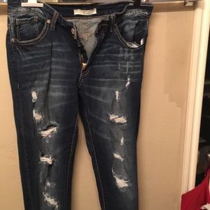 KanCan distresses skinny jeans - Size 29